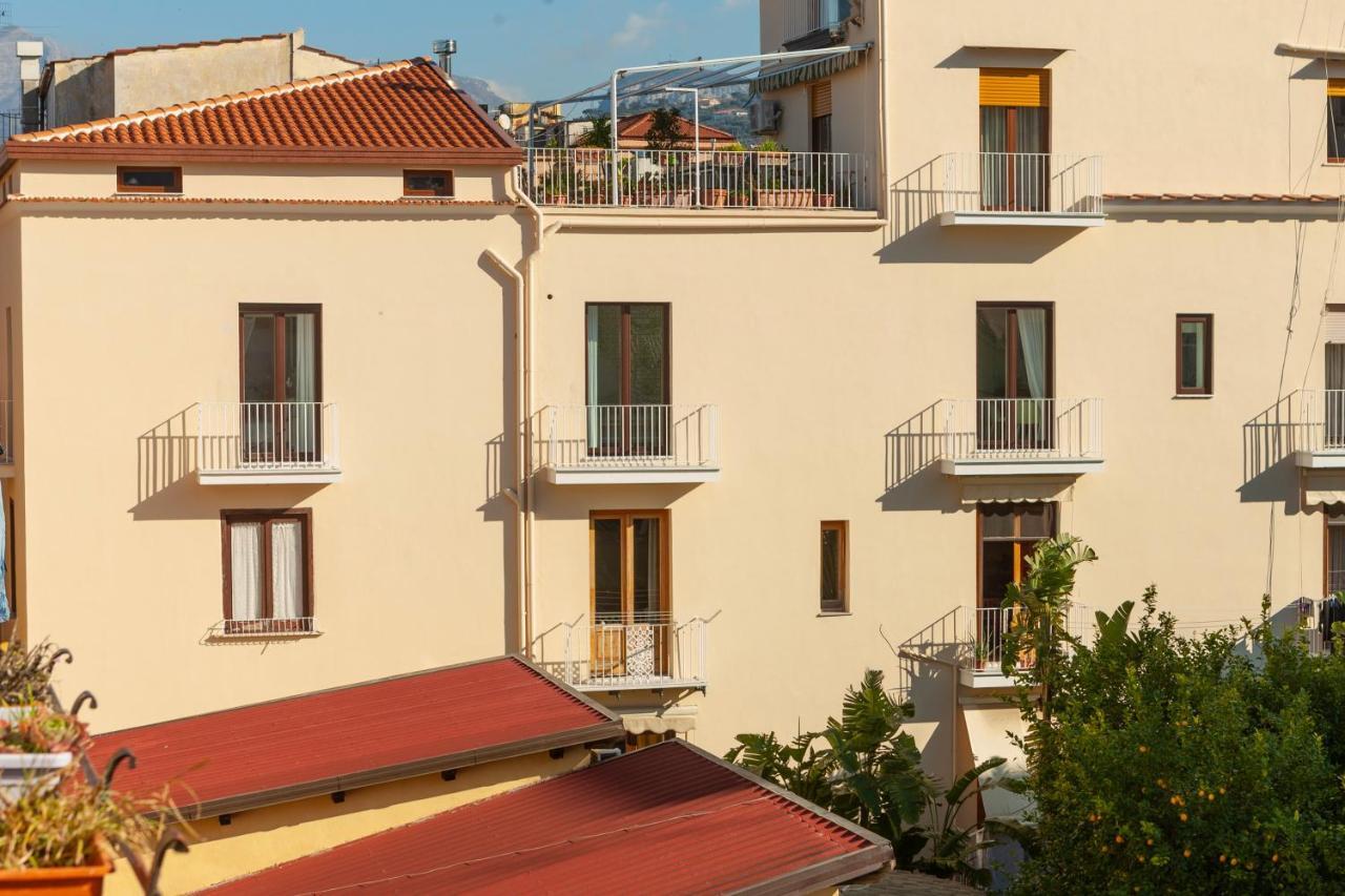 Sorrentovibes - Design Holiday Home In Sorrento City Center Eksteriør bilde